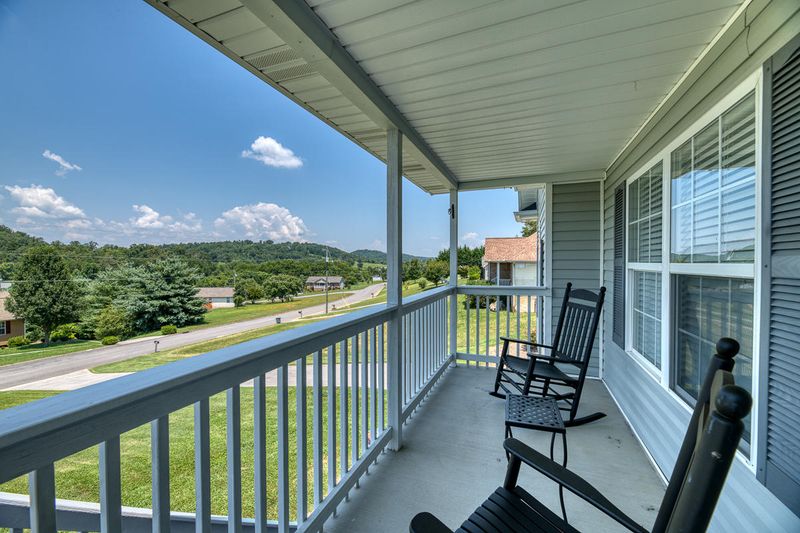 328 Bowers Park Cir, Knoxville, TN 37920
