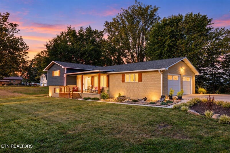 328 Brown Crest Rd, Lafollette, TN 37766
