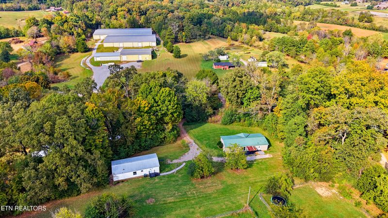 328 Doc Norton Rd, Walland, TN 37886