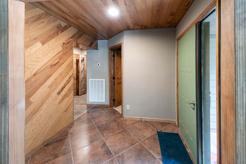 328 Fallen Oak Cir, Seymour, TN 37865
