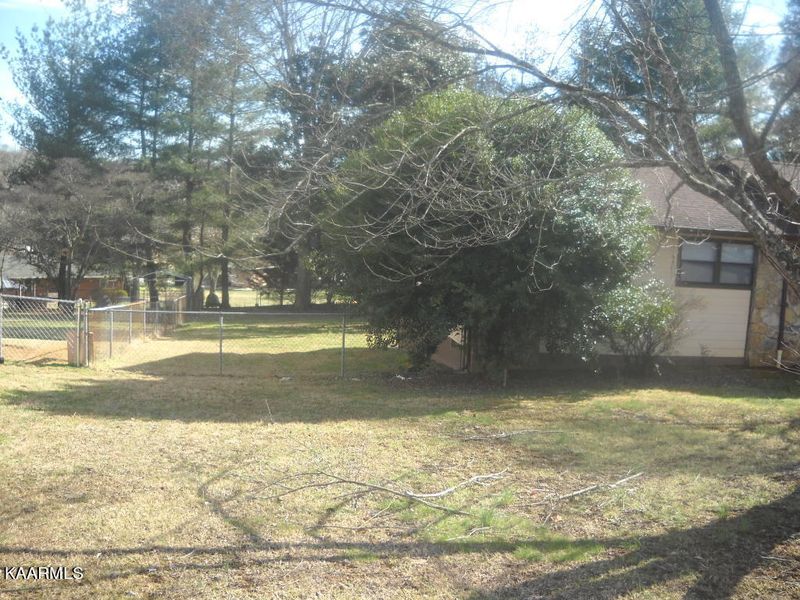 328 Sunrise Dr, Kingston, TN 37763