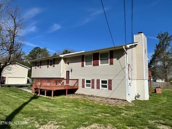 328 Wardley Rd, Knoxville, TN 37934