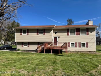 328 Wardley Rd, Knoxville, TN 37934