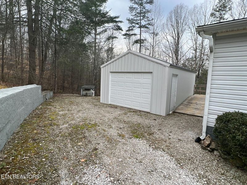 3287 Williams Creek Rd, Oneida, TN 37841