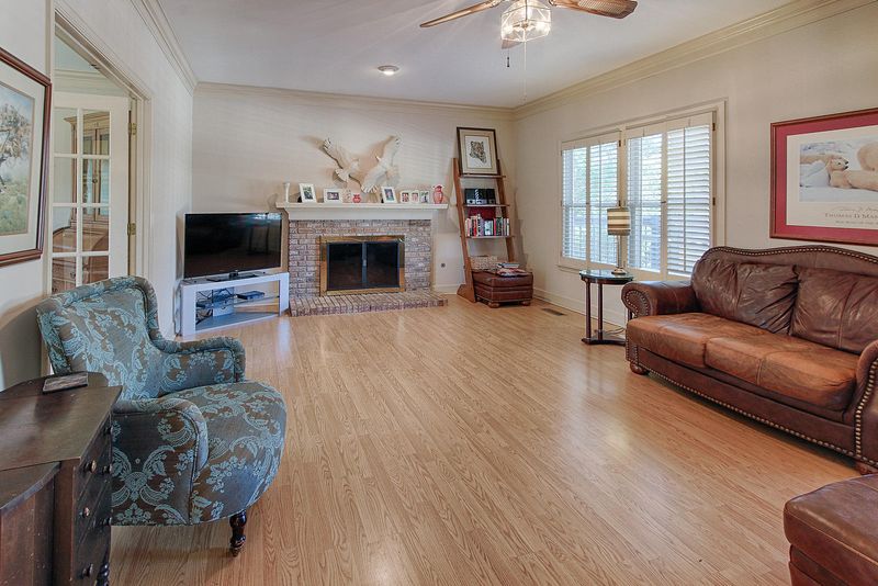 329 Axton Dr, Knoxville, TN 37934