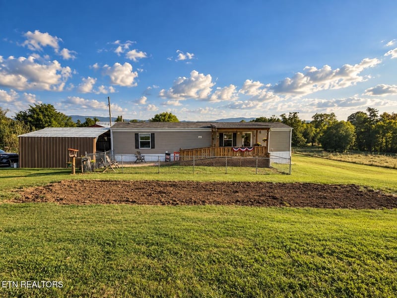 329 Carr Rd, Seymour, TN 37865