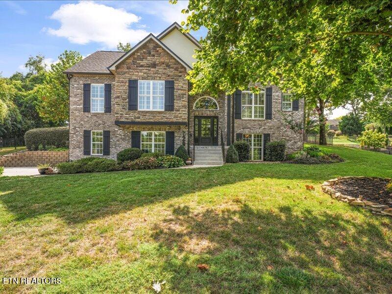 329 Cashmere Ln, Knoxville, TN 37934