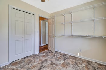 329 Dillon St, Crossville, TN 38555
