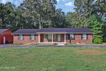 329 Dillon St, Crossville, TN 38555