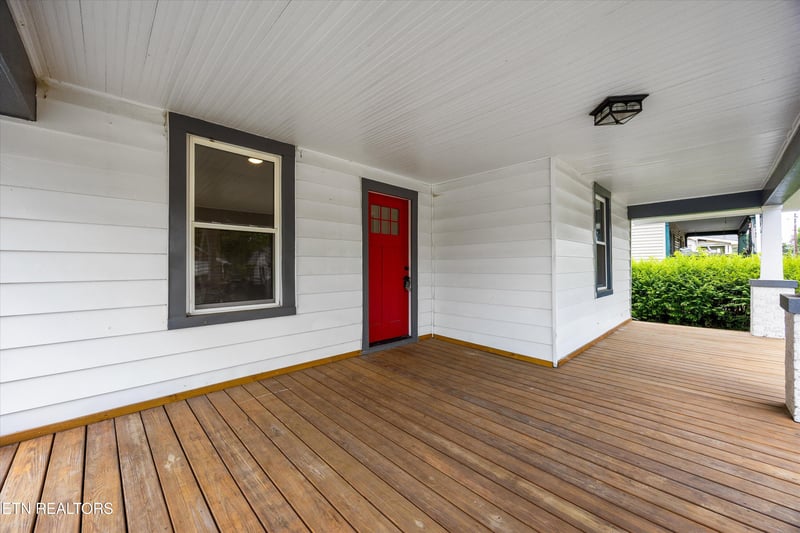 329 E Morelia Ave, Knoxville, TN 37917