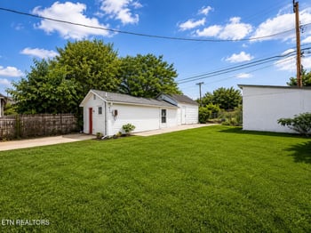 329 E Morelia Ave, Knoxville, TN 37917