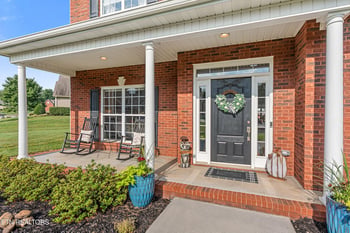 329 Silver Leaf Dr, Lenoir City, TN 37772