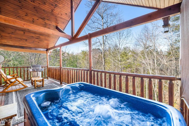 3290 Emerald Springs Loop, Sevierville, TN 37862
