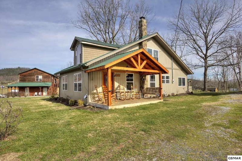 3291 Line Springs Rd, Sevierville, TN 37862