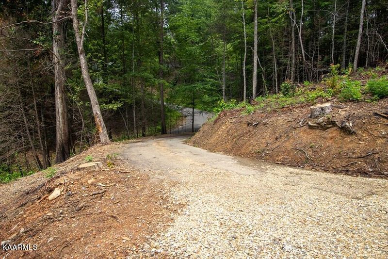 3293 Emerald Springs Loop, Sevierville, TN 37862
