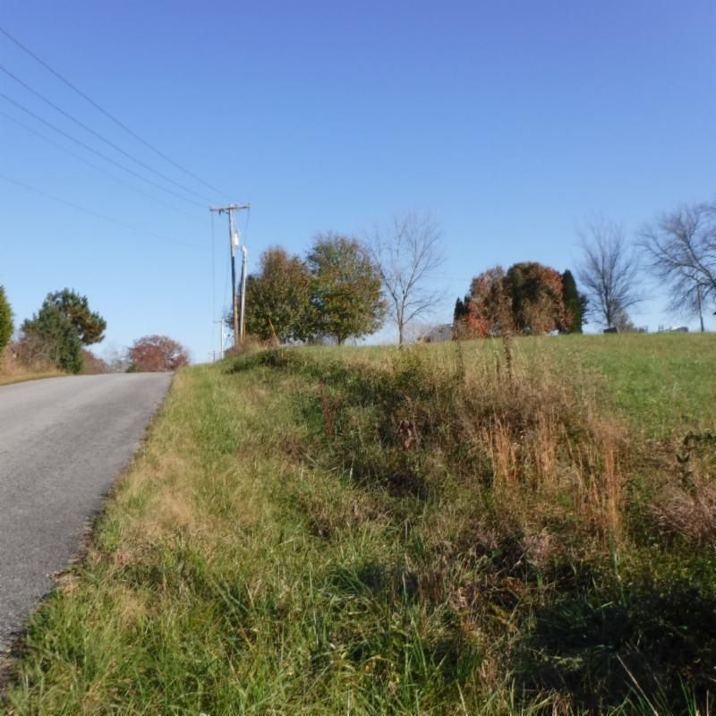 32ac Pig Path Rd, Rockwood, TN 37854
