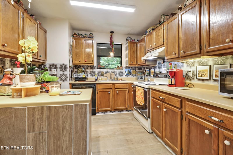33 Big Horn Loop #2, Crossville, TN 38572