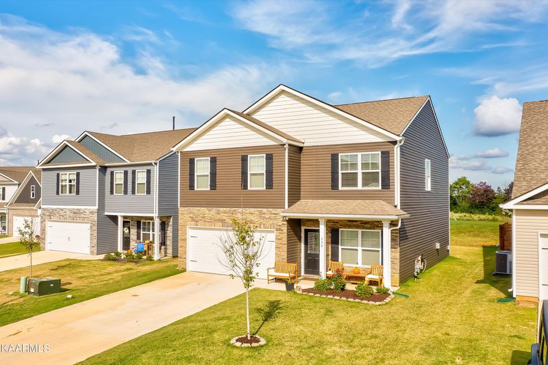 330 Cedar Park Dr, Loudon, TN 37774