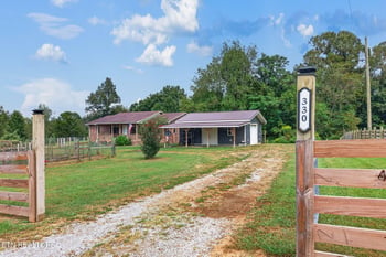 330 Finley Rd, Crossville, TN 38571