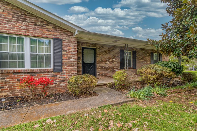 330 Mcfee Rd, Knoxville, TN 37934