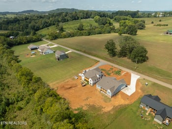 330 Roddy Branch Rd, Rockford, TN 37853