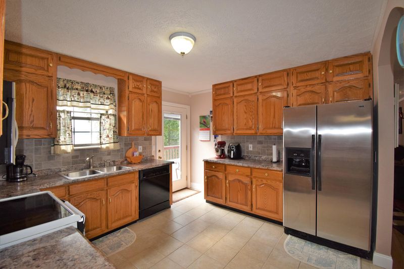 330 Twin Church Rd, Bean Station, TN 37708