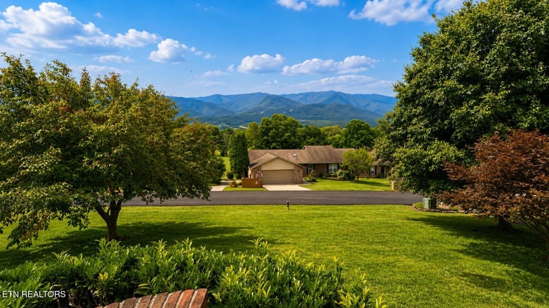 330 Villa Dr, Seymour, TN 37865