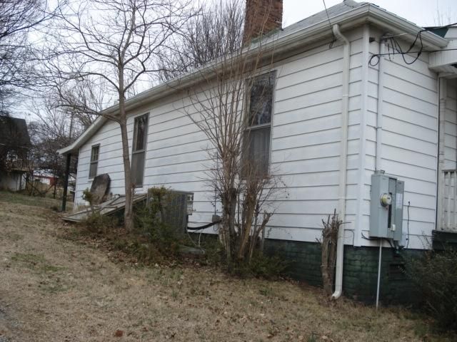 330 W 6th North St, Morristown, TN 37814