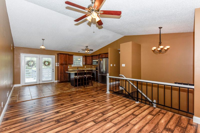 330 Waters Rd, Maryville, TN 37803