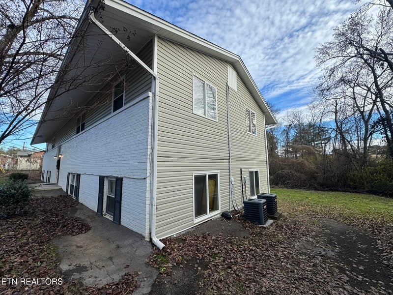 3300-3374 Valley View Dr, Knoxville, TN 37917