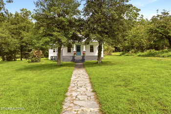 3300 Lake City Hwy, Rocky Top, TN 37769