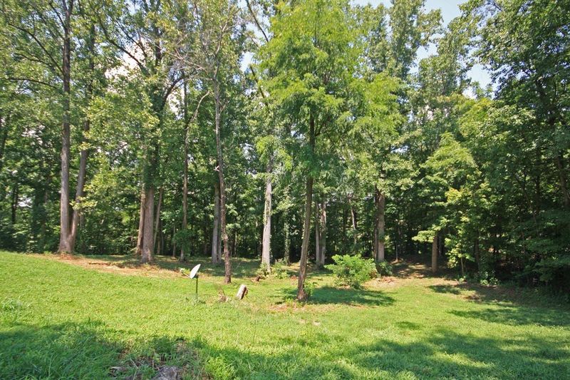 3301 Nuns Cove Rd, Sevierville, TN 37876