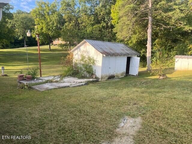 3302 Highway 61 E, Luttrell, TN 37779