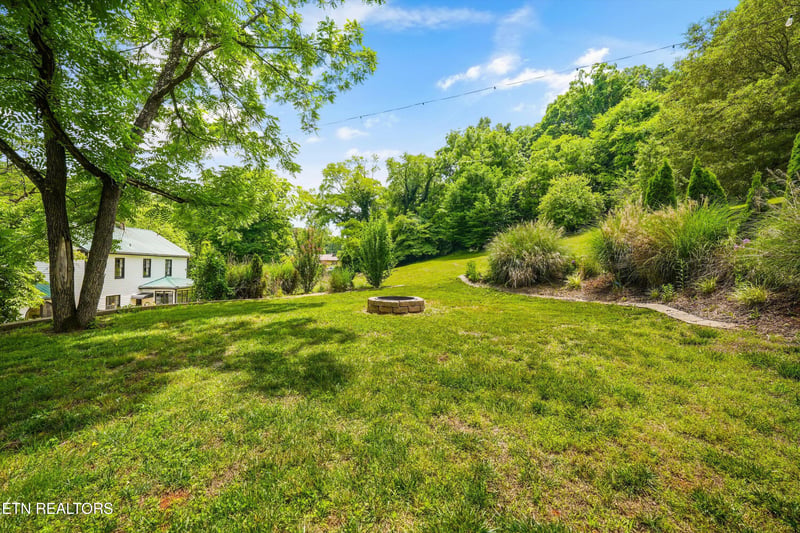 3303 Delrose Dr, Knoxville, TN 37914
