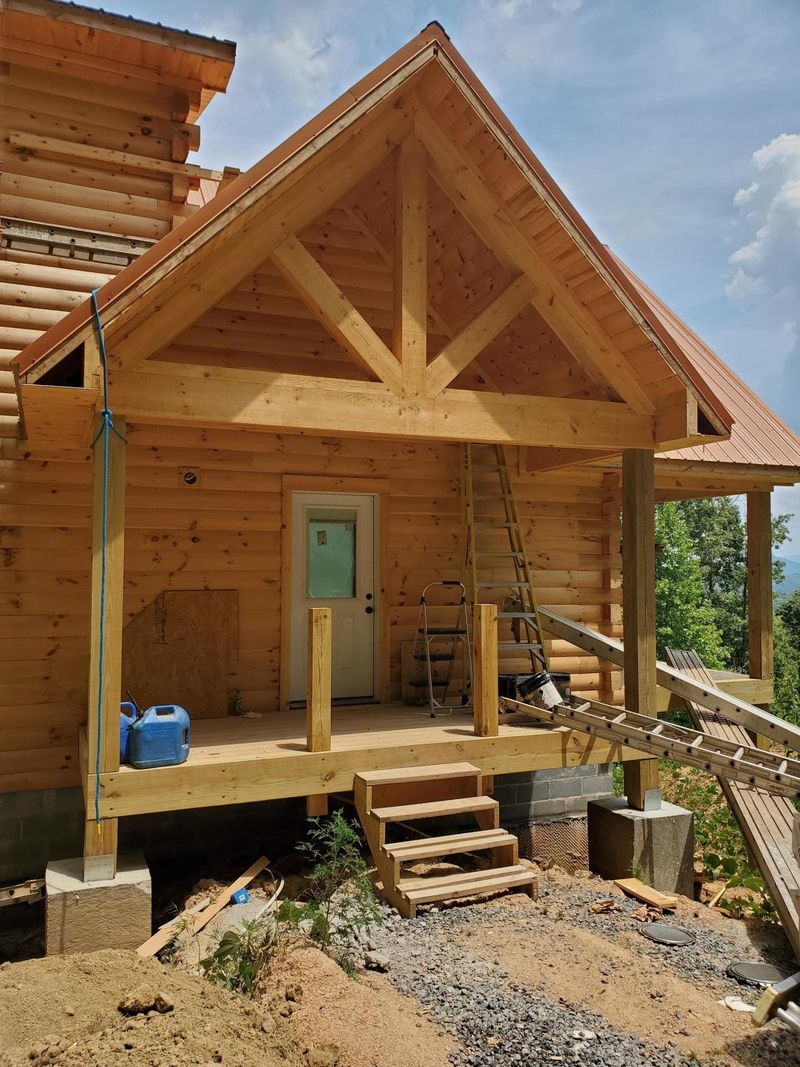 3303 Pine Peak Way, Sevierville, TN 37862