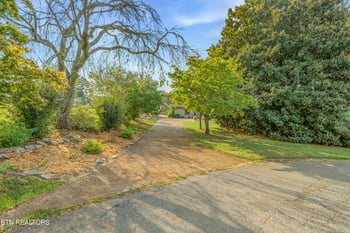3304 Lenbrook Ln, Knoxville, TN 37918
