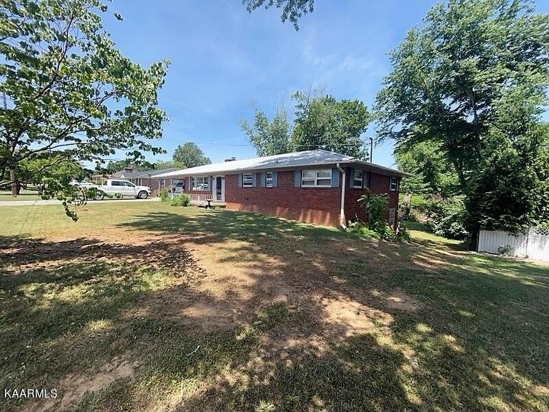 3304 Richie St, Morristown, TN 37814