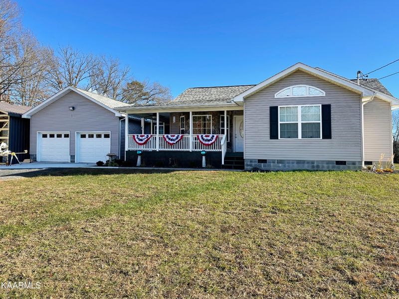 3304 Stamps Ln, Powell, TN 37849