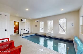 3305 Red Wolfe Rd, Sevierville, TN 37862