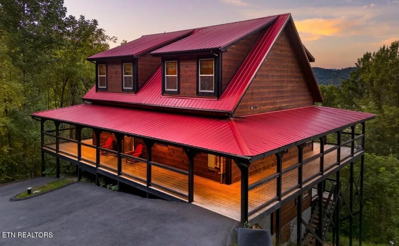 3305 Red Wolfe Rd, Sevierville, TN 37862