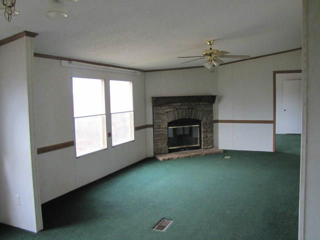 3307 Arthur Walker Rd, Maryville, TN 37803