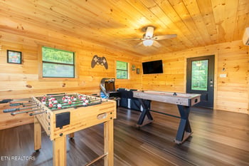 3307 Valley High Rd, Sevierville, TN 37862