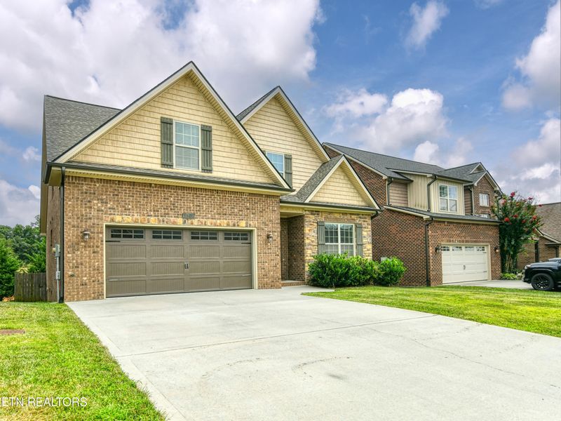 3308 Beaver Glade Ln, Knoxville, TN 37931
