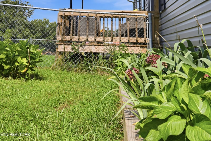 3309 Airport Rd, Rockwood, TN 37854