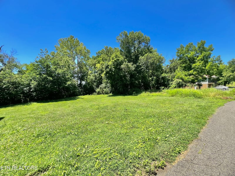 3309 Pilkay Rd, Knoxville, TN 37919