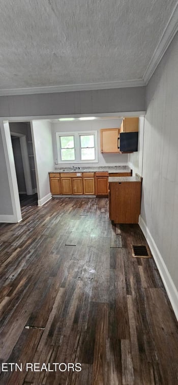 331 Cansler Ave, Knoxville, TN 37921