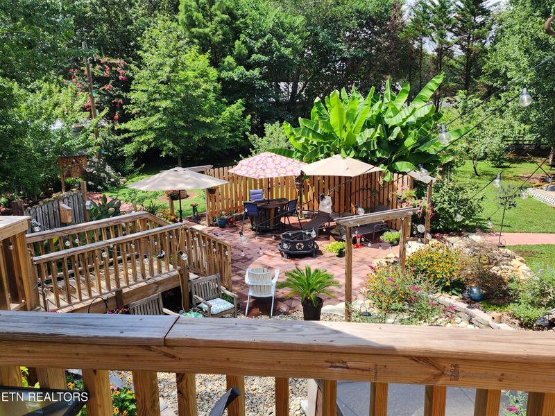 331 Dewitt Dr, Lenoir City, TN 37772