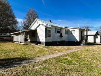 331 Louisiana Ave, Etowah, TN 37331