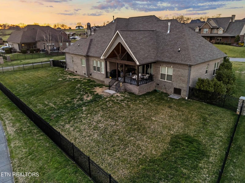 3310 Bridgewater Crossing, Maryville, TN 37804