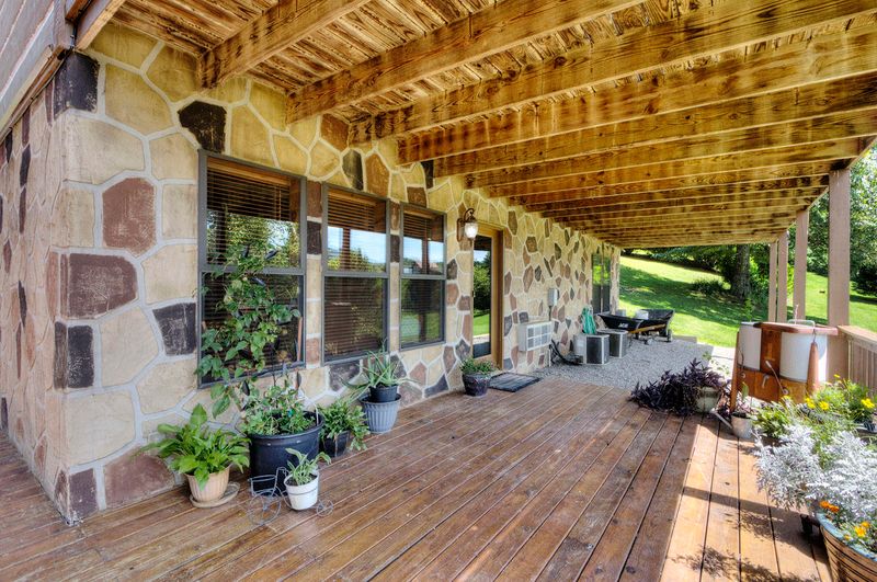 3310 Robeson Rd, Sevierville, TN 37862